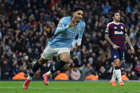 يعرف طريق الشباك جيدًا.. ماذا قدم مرموش مع مانشستر سيتي أمام نيوكاسل؟